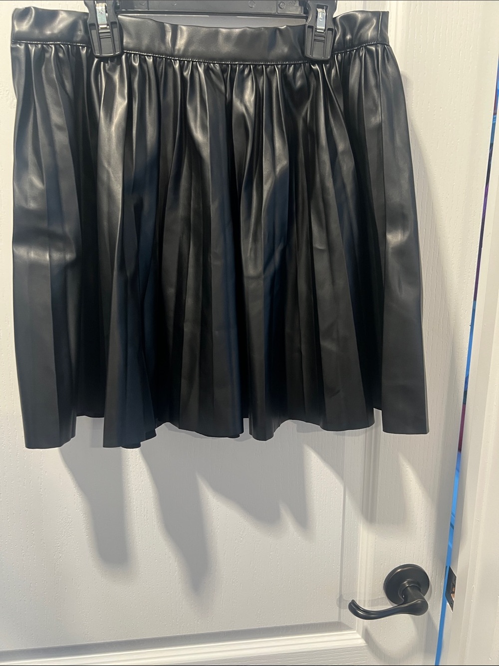 SHEIN Black Faux Leather Pleated Skater Skirt